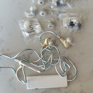 Bose QuietComfort 20 (QC20) Acoustic Noise Cancelling Headphones